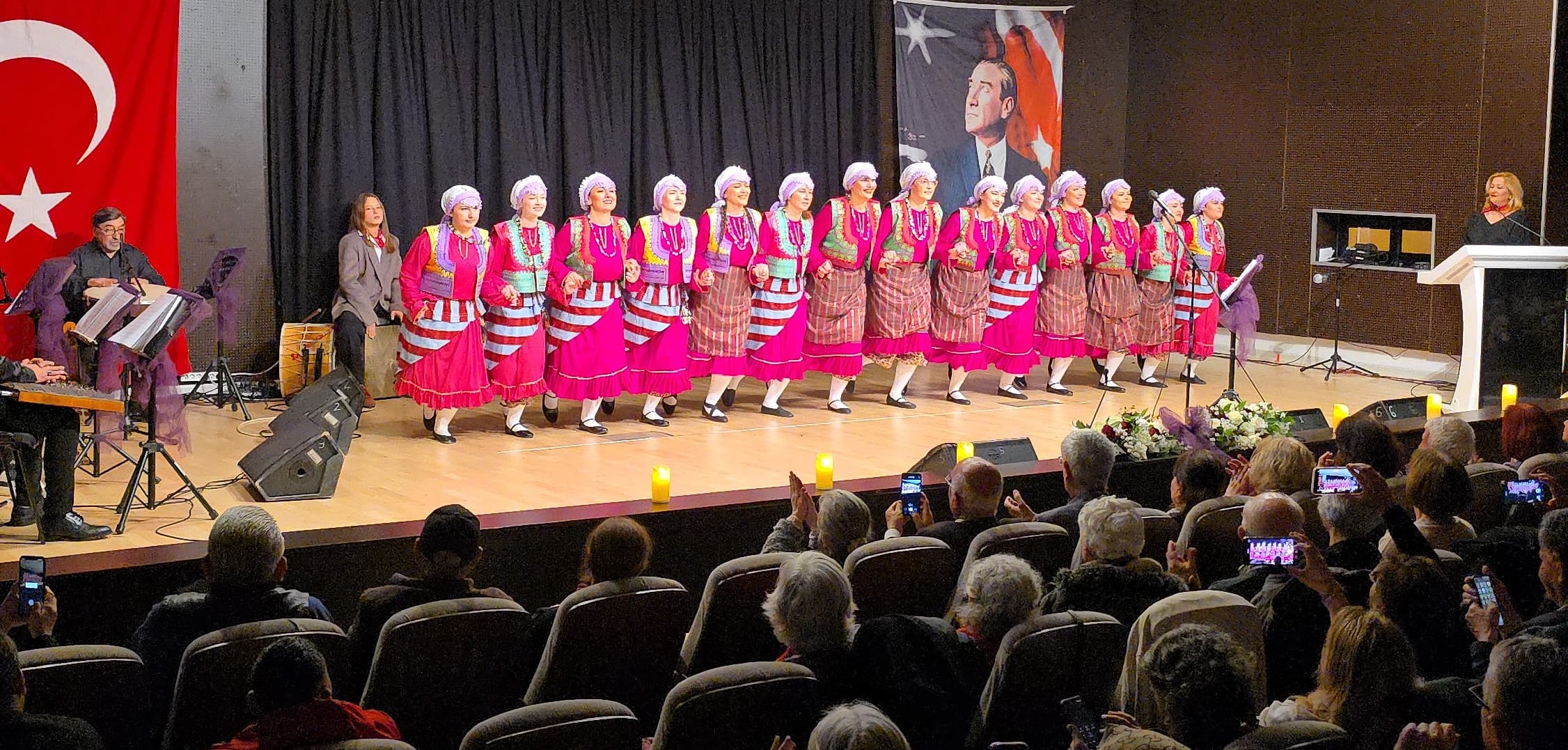 Karadeniz Kadın Ekibimiz 8 Mart Etkinliğinde Sahne Aldı